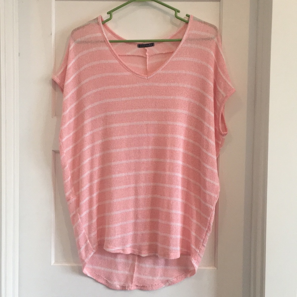 NEVER WORN Flowy Peachy Top